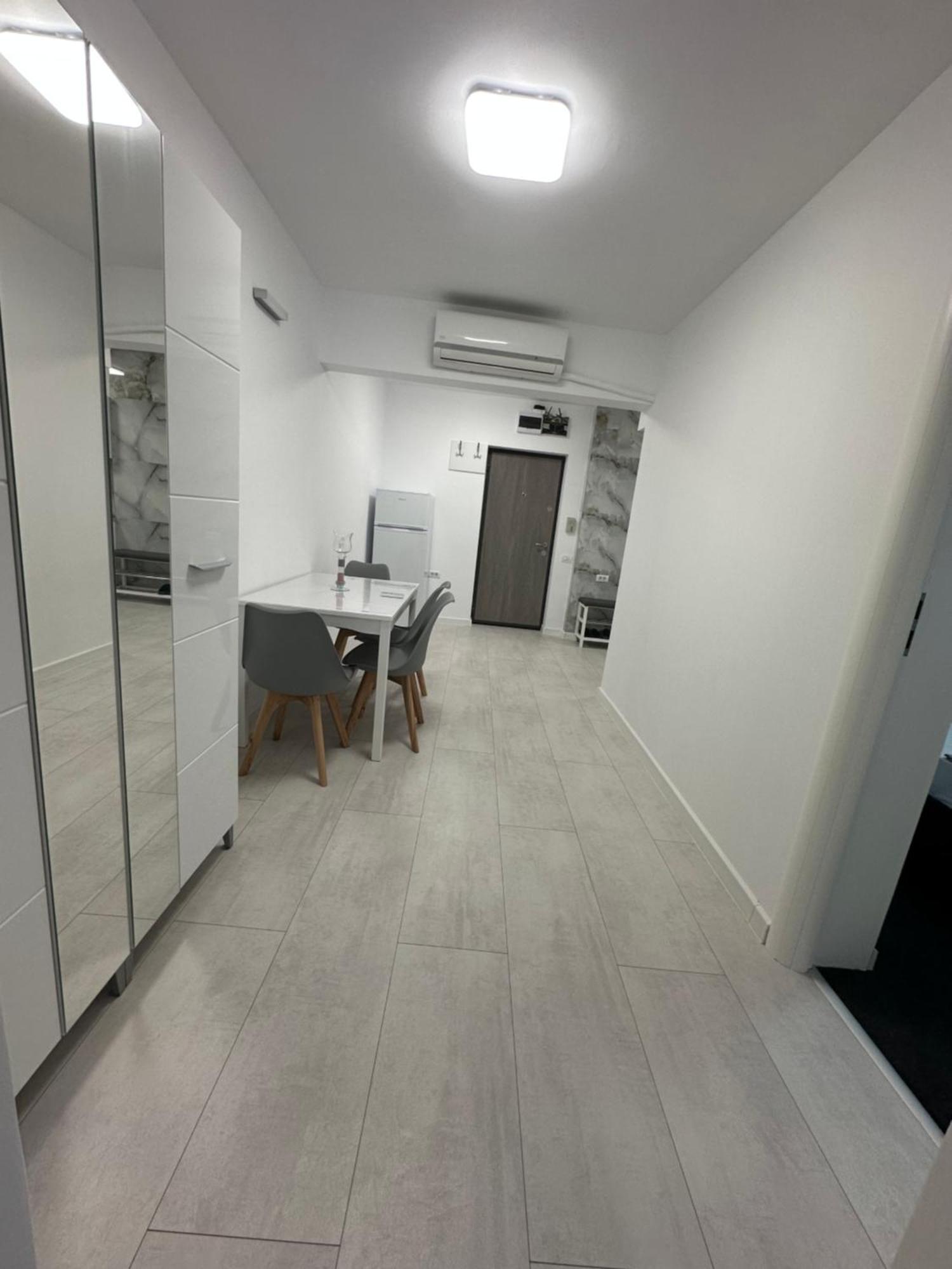 Apartament Ultra Central 3 Διαμέρισμα Χουνεντοάρα Εξωτερικό φωτογραφία